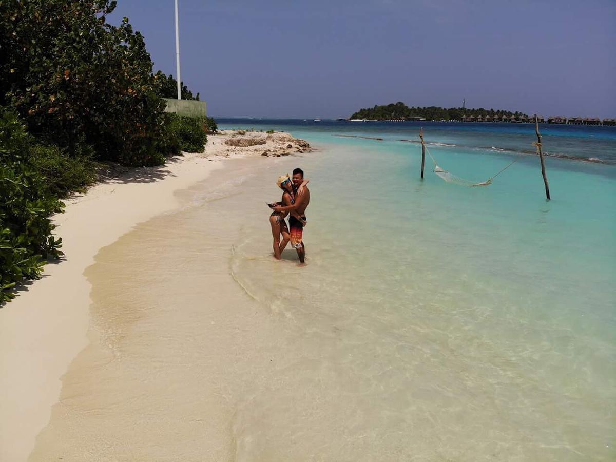 Surfretreat Hotel Bodufolhudhoo Exterior photo